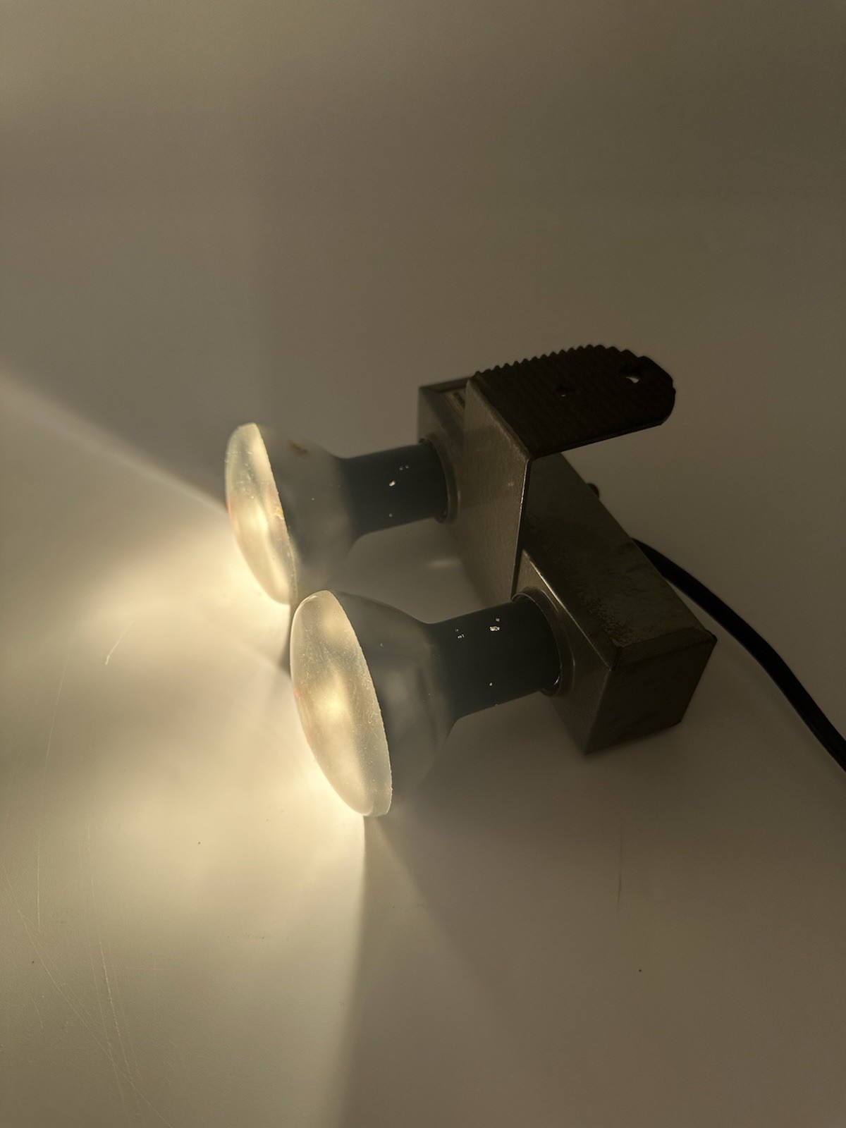Vintage Light Bar /w Working Flood Lights Camera Accessory SUPER BRIGHT