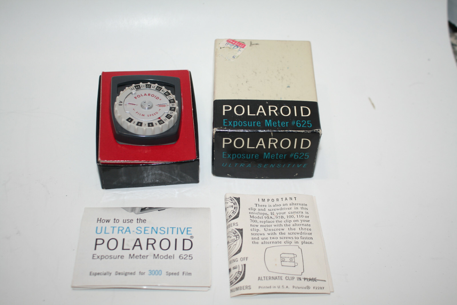 POLAROID TIMER #120, EXPOSURE METER #625,POSTCARDERS,BOUNCE FLASH BRACKET, DIFF