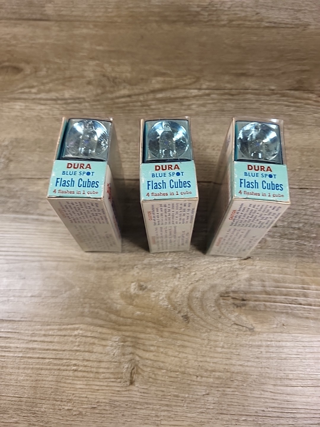 Lot Of 9 / 3 Pack Vtg Camera Flash Cubes RARE! DURA BLUE SPOT 4 Flash n 1 📸 24A