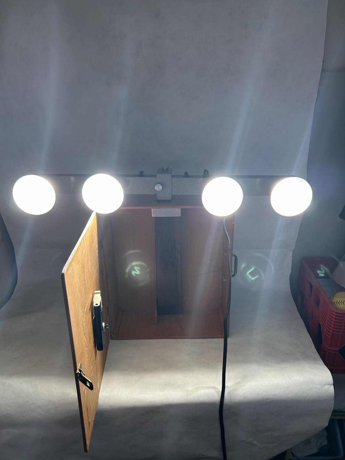 Vintage GE Photography Movie Light Bar With Wooden Case – TESTED