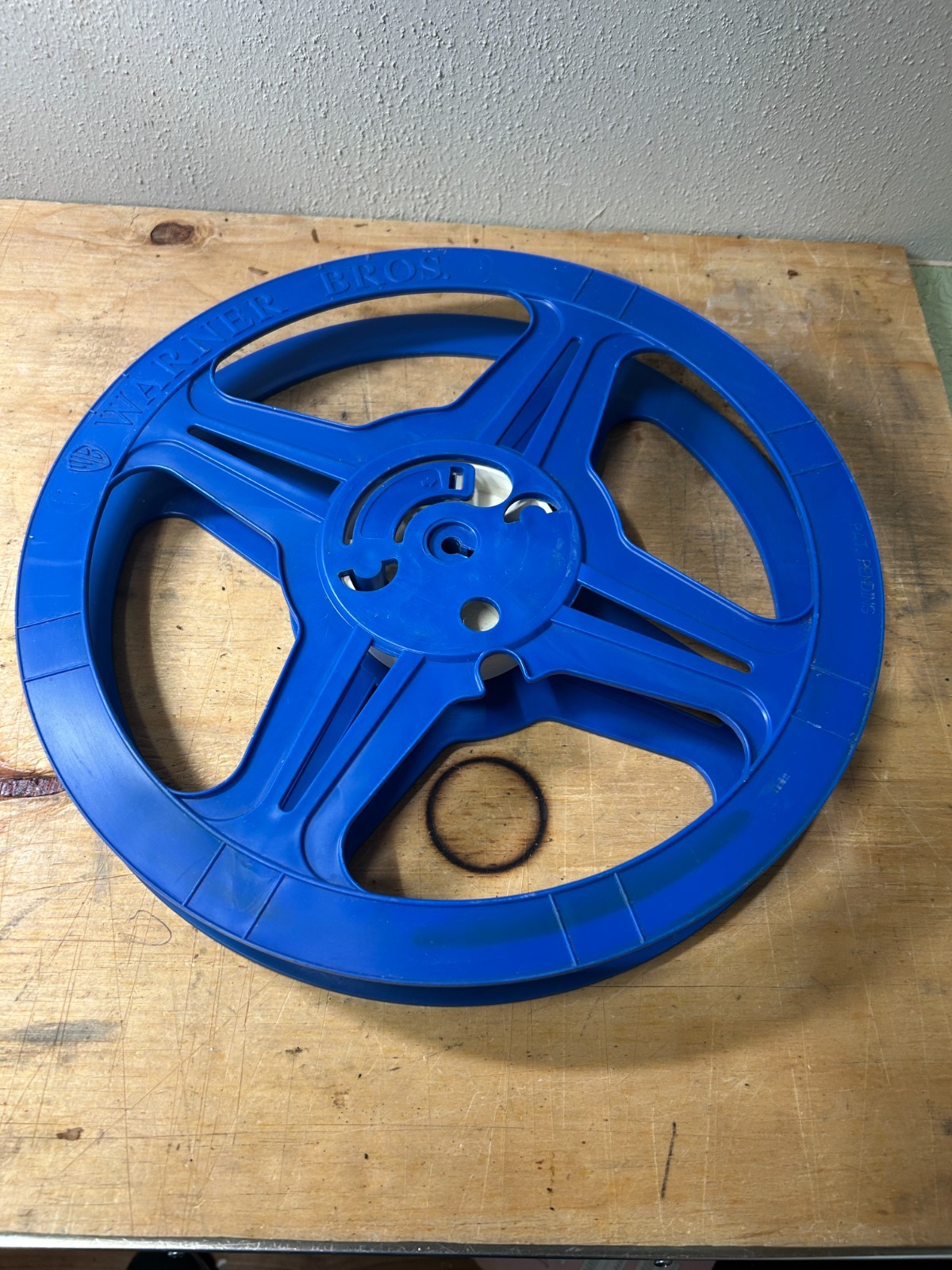 Vintage 1970’s Cinema Warner Bros. 14.5″ 35mm Movie Reel Plastic