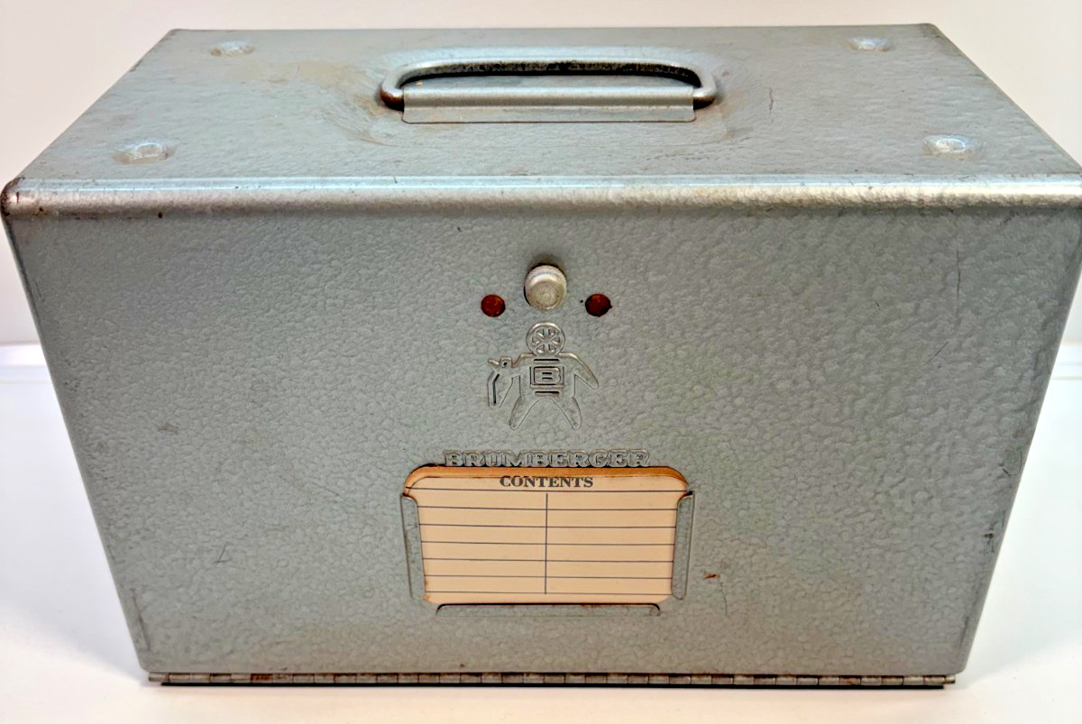 Vintage Brumberger Deluxe Movie Reel Chest Metal Holds 12 Reels