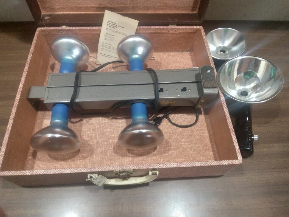 Vintage Sylvania R-30 EBR Movie Lights; 375 watts; With carrying case(17x15x6in)