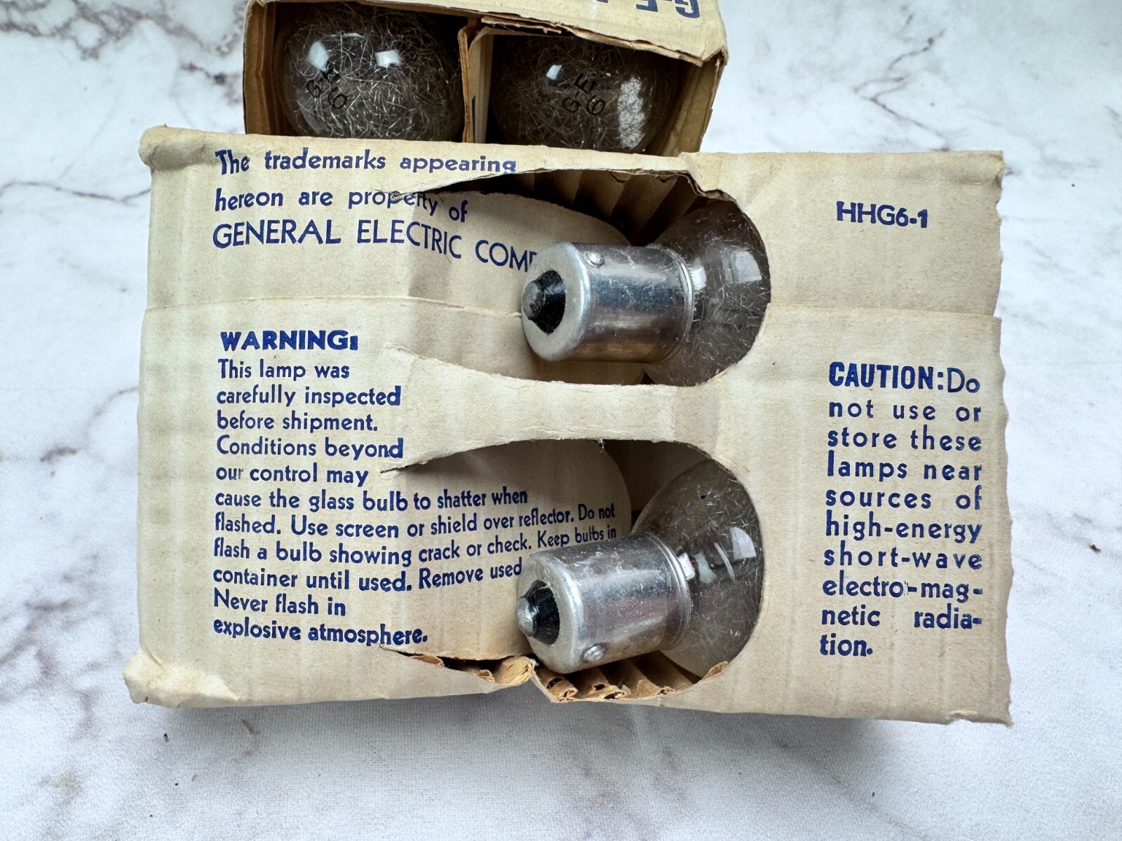 Vintage GE PH6 Photoflash Lamps Class FP Focal Plane Package of 12 Bulbs