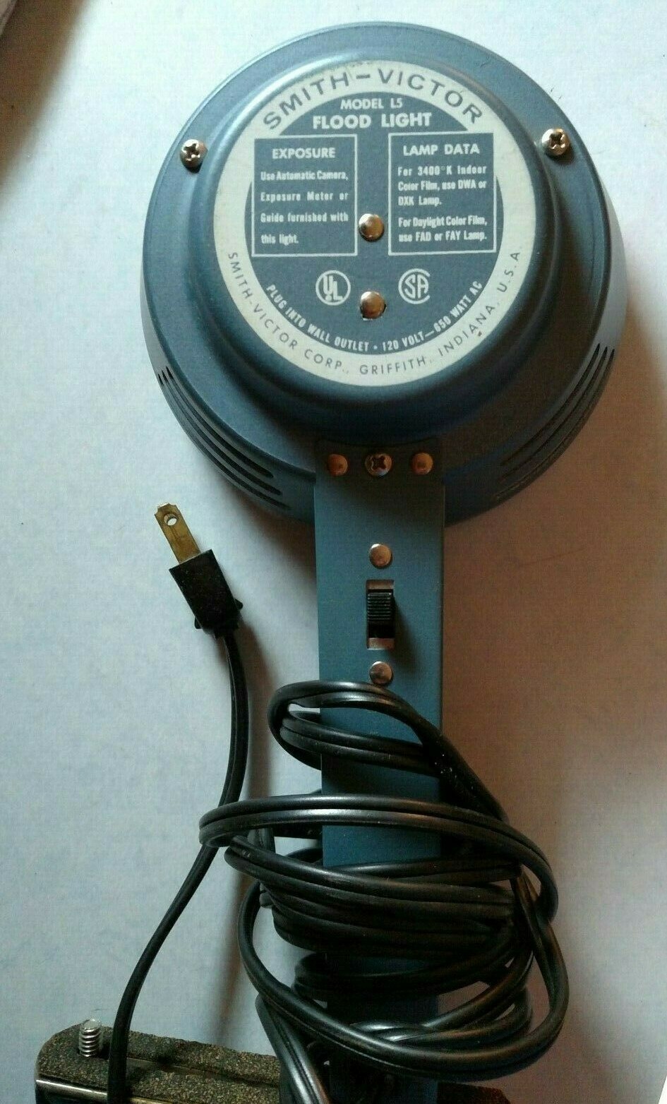 Vintage Smith-Victor Model L-5 Compact Movie Light, works great