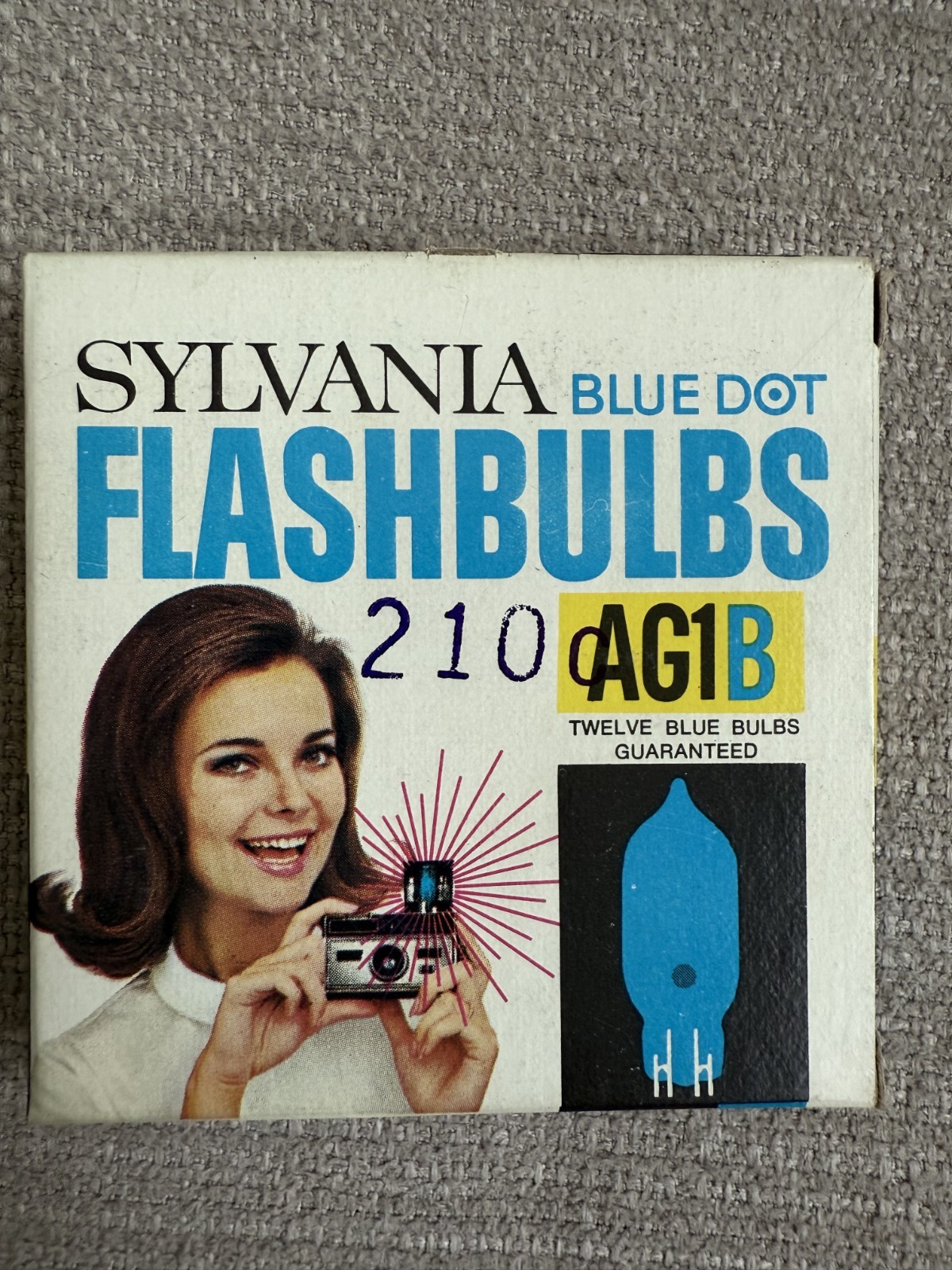 Sylvania Vintage Blue Dot Flashbulbs AG1B – 2 Boxes 24 Blue Bulbs 210 C NOS
