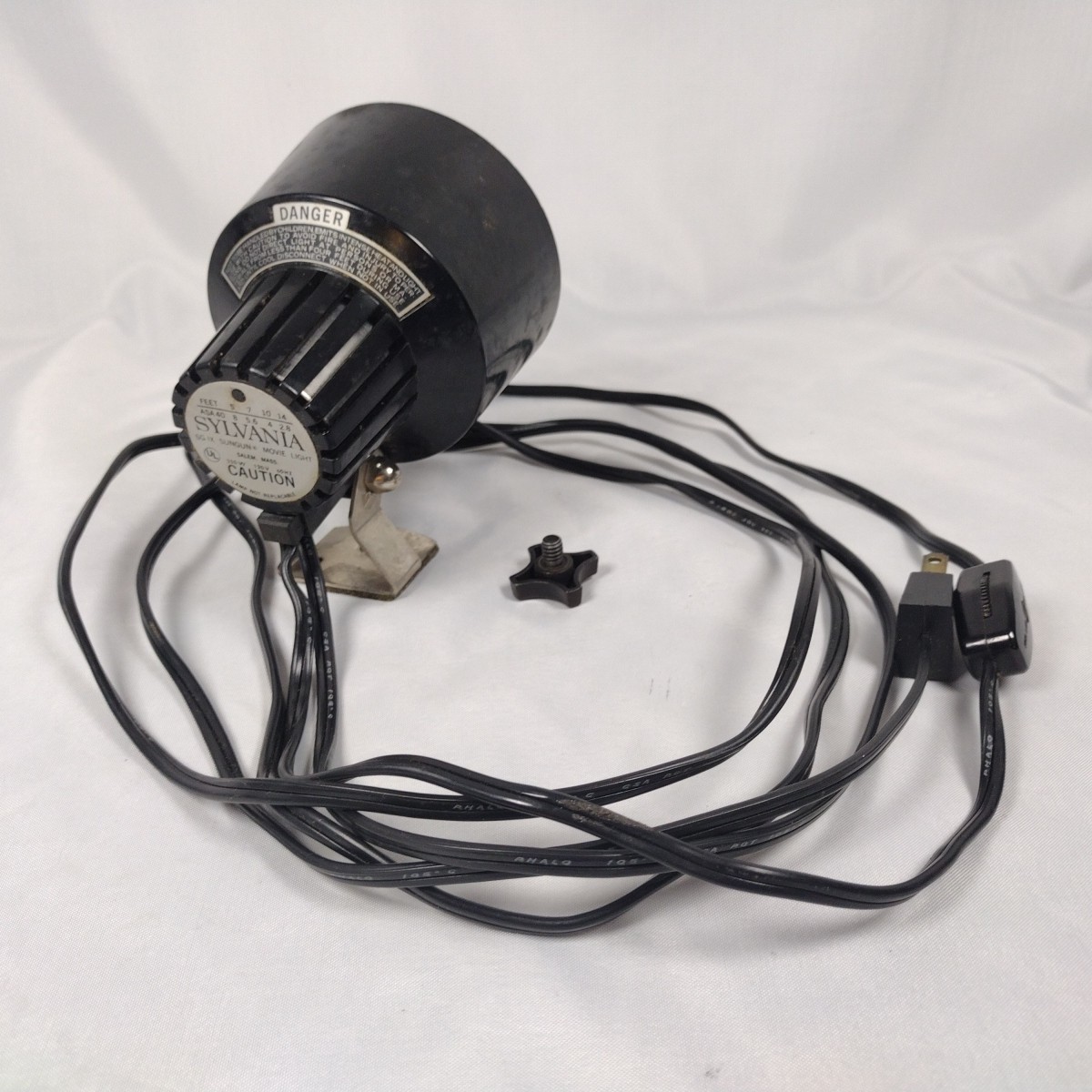 Vintage Sylvania Super 8 SunGun Sg-IX Movie Light 350 Watts Tested And Works