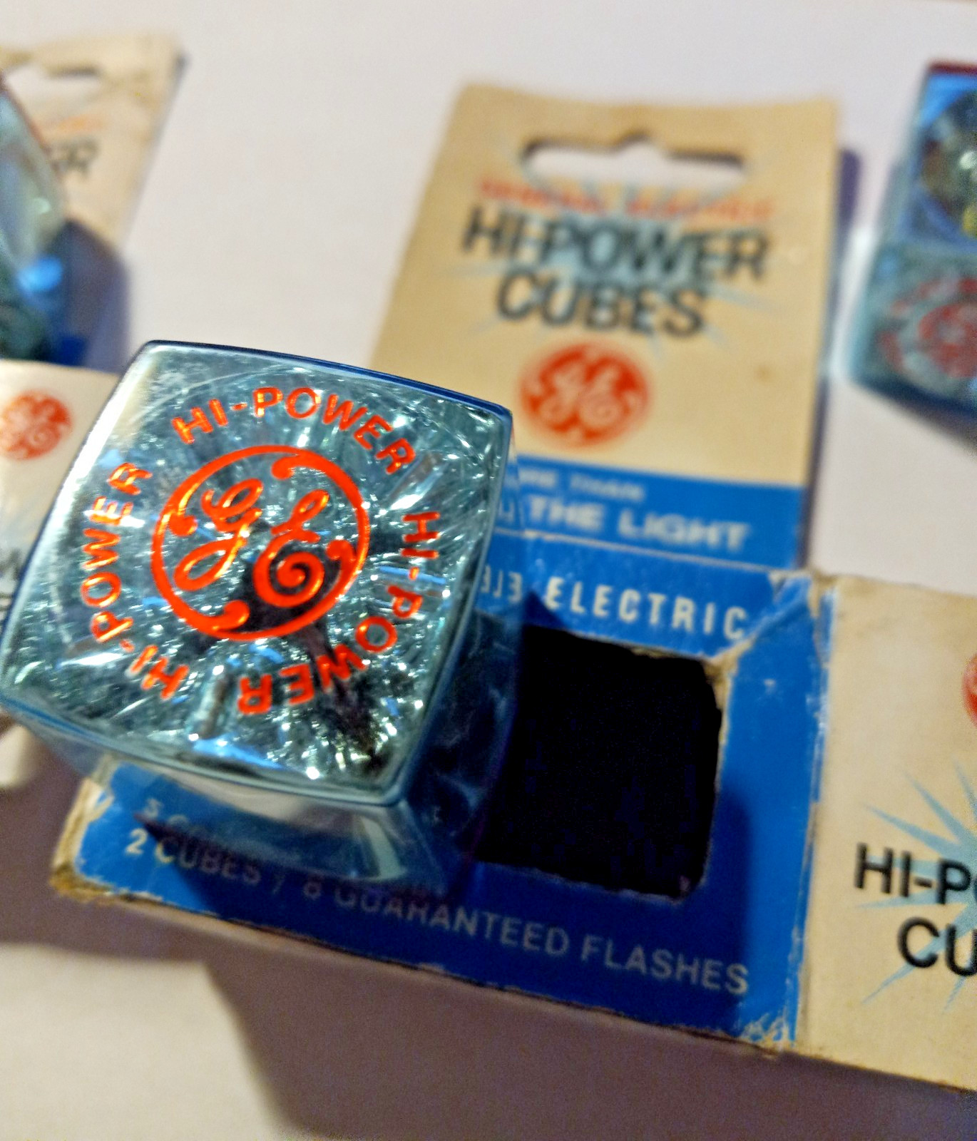 Vintage General Electric Hi Power Flash Cubes 2 Packs Polaroid Cameras GE USA