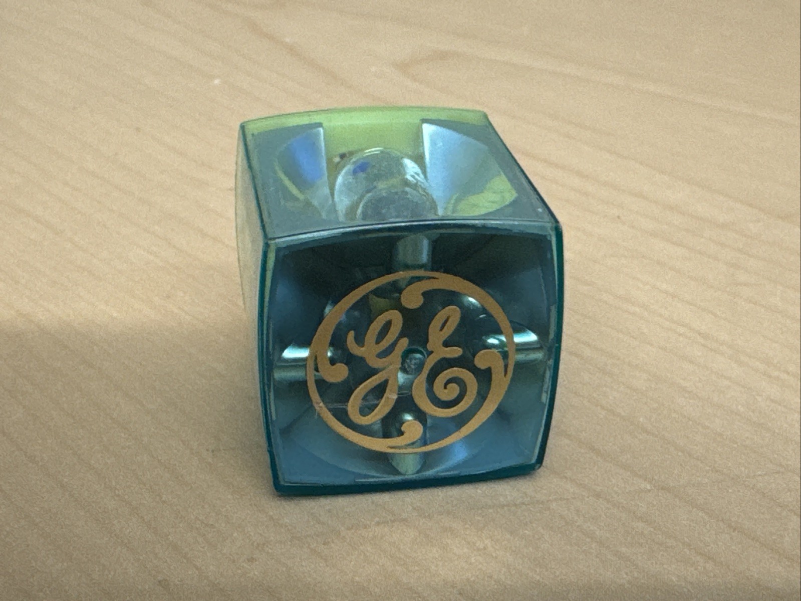 VINTAGE General Electric FlashCube Flash Bar (1)