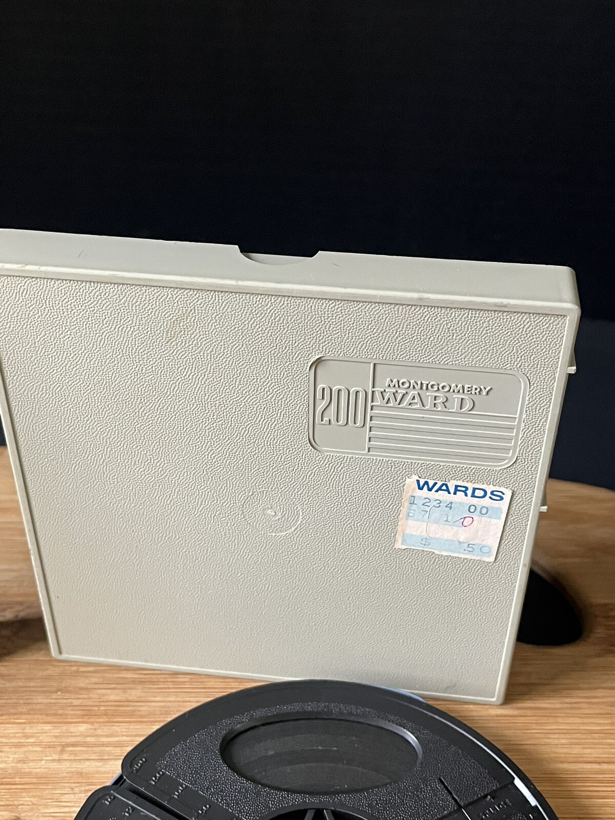3 Montgomery Ward 200 VTG 8mm Movie Reel Black Plastic in Tan Cases Storage Box