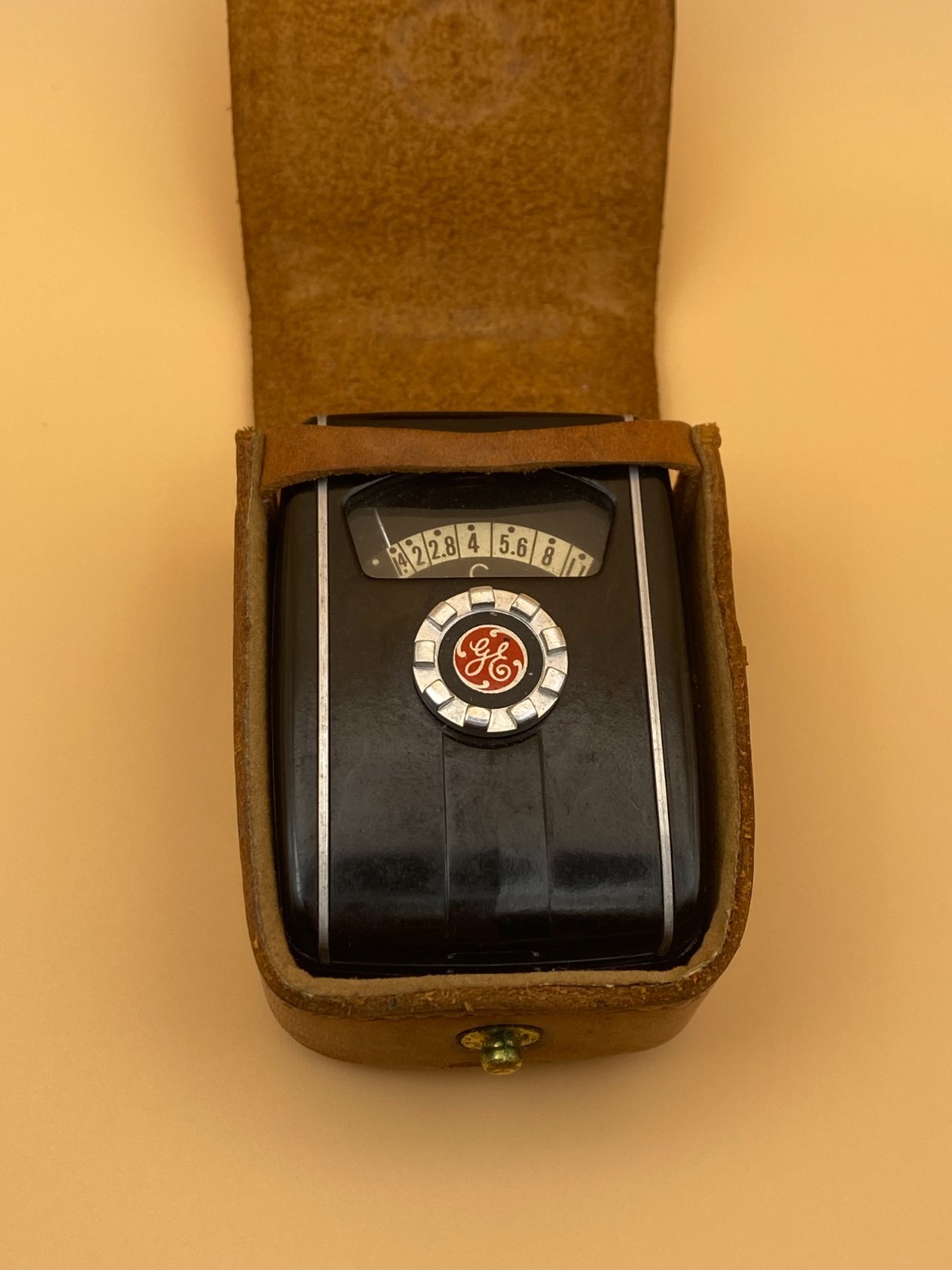 Vintage GE General Electric Type PR-30 Mascot Exposure Meter w/Leather Case