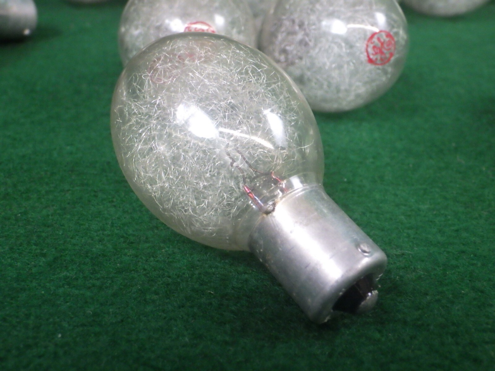 16 Count Vintage GE General Electric Clear Flash Bulbs for photography 1960s-70s