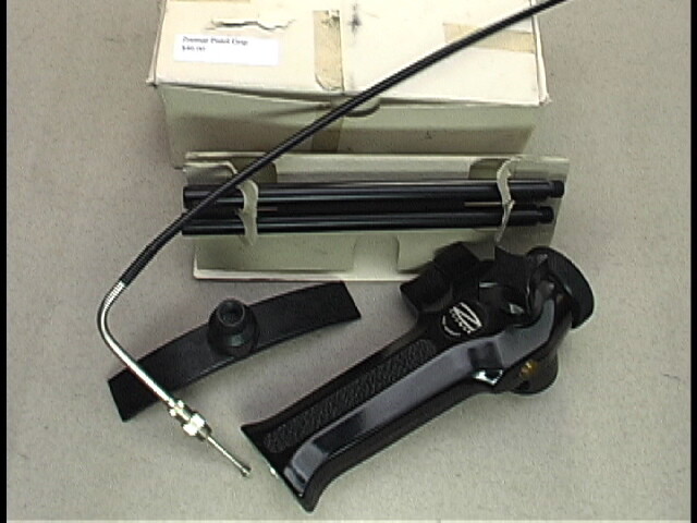 Zoomar Pistol Grip with Arm Support,Cable Release #Box 2 ……… Minty