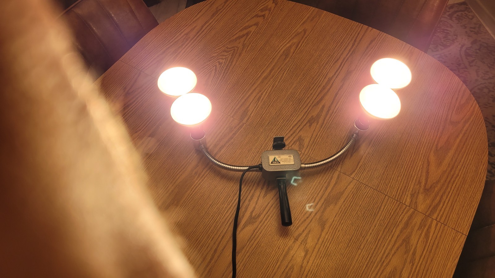 Vintage Camera Light Tower with Bulbs Photographic Accessory
