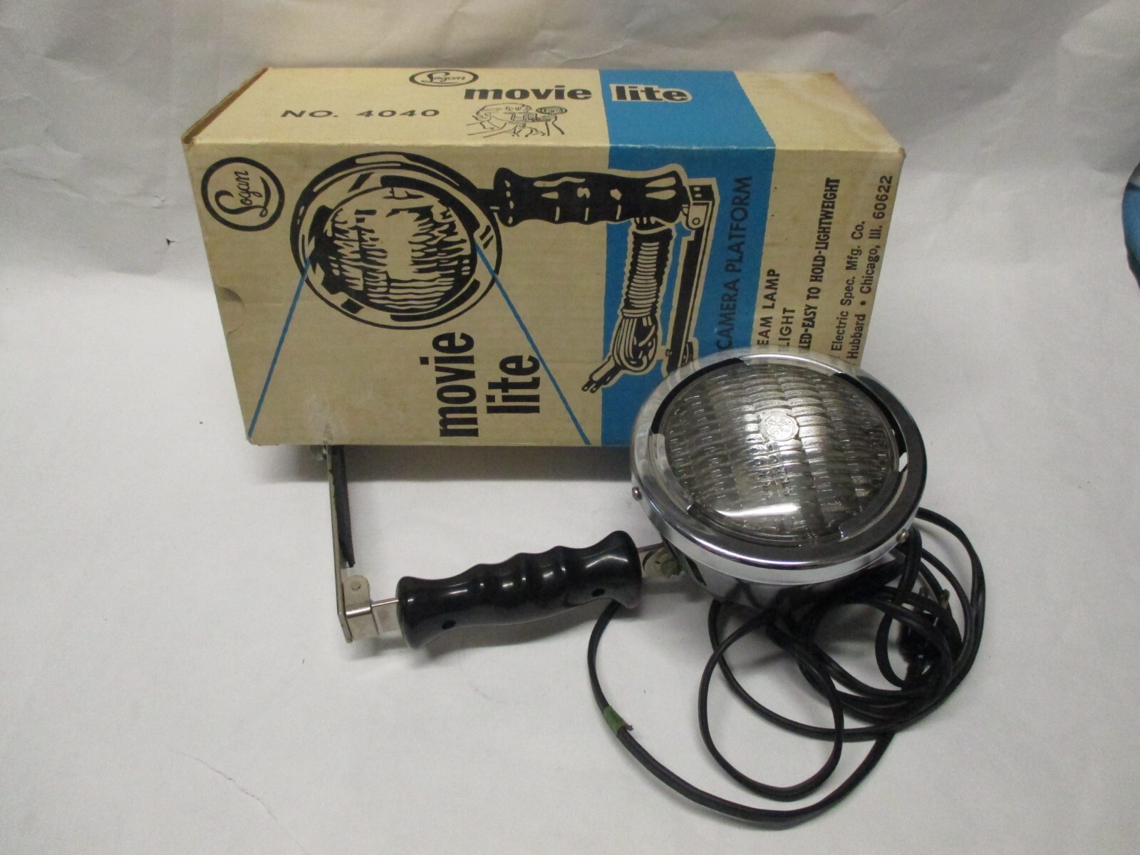 Vintage Logan Movie Lite Gun 4040/880 120V 650W w Original Box, Works Well