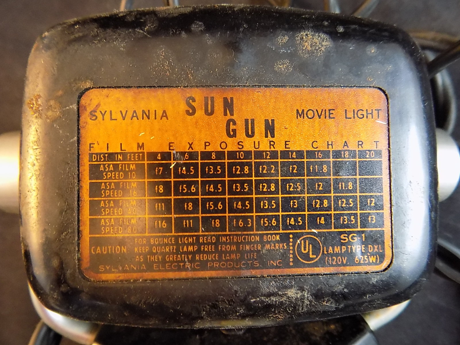 Vintage Working SYLVANIA SUN GUN Handheld BLACK MOVIE LIGHT SUPER BRIGHT