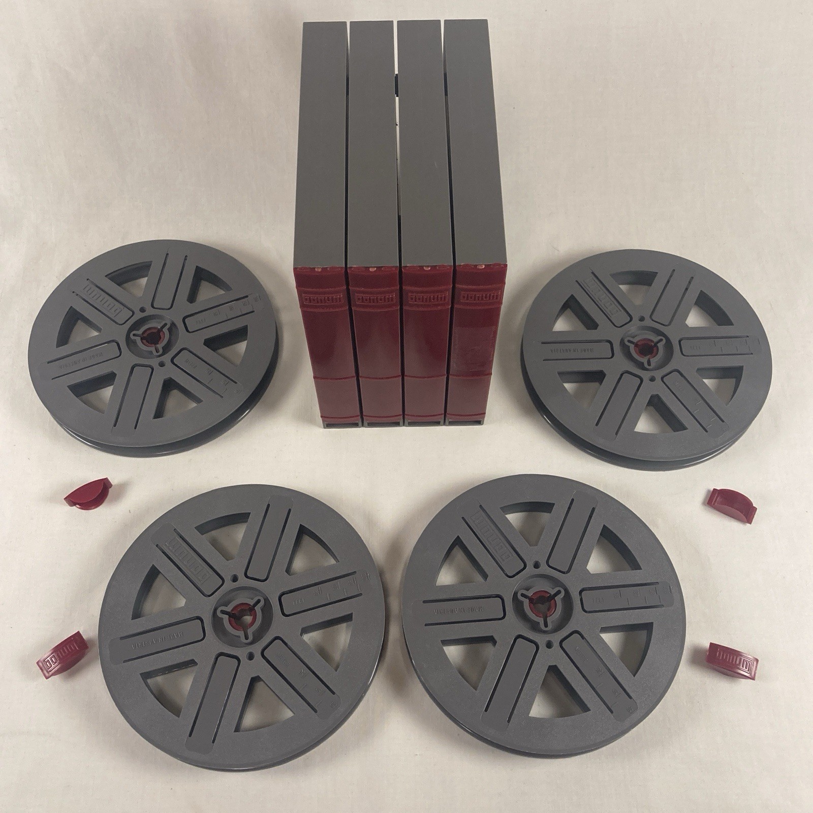 Bonum Lot of 4 Dual Super 8mm 200ft Auto Spool & Storage Container Adapter Clip