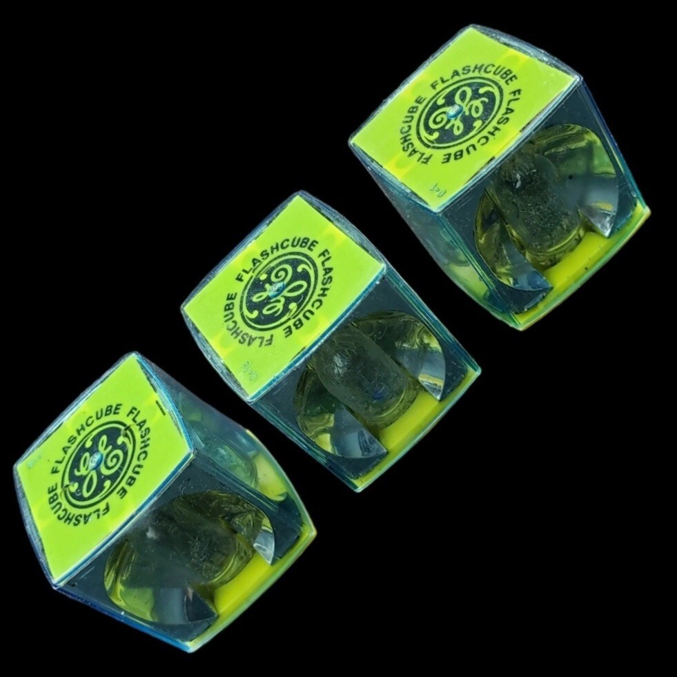 3 Cubes 12 Flash GE General Electric Flashcubes Photo Flash Bulb Camera Flash