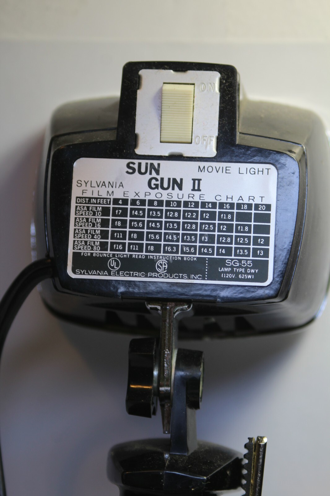 Sylvania Sun Gun II Movie Light w/Original Box, instructions super bright!