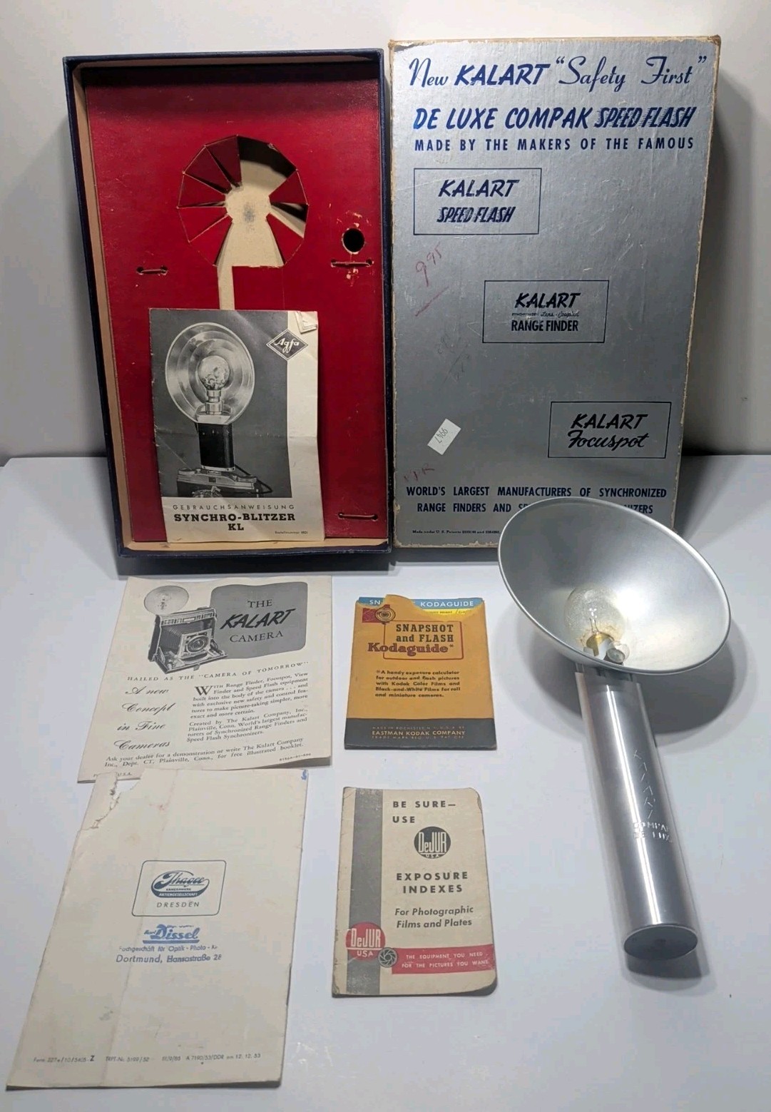 ✨VINTAGE✨ Kalart Safety First De Luxe Speed Flash Unit With Box
