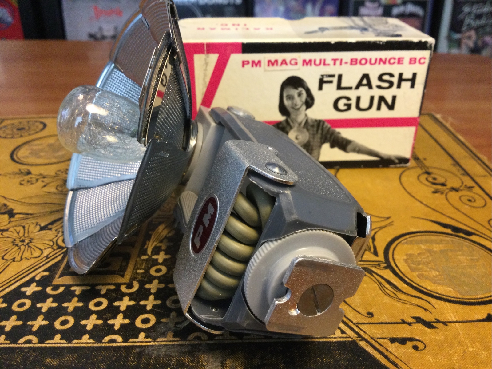 Vintage Kalimar PM MAG Multi-Bounce BC Flash Gun