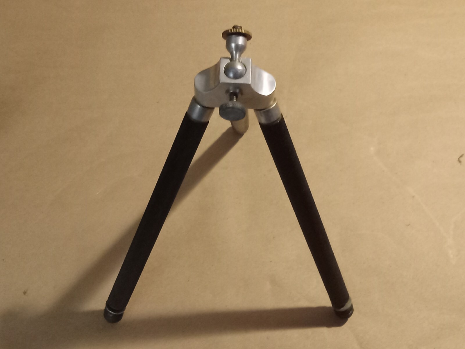 VINTAGE HIGH PRO CAMERA TRIPOD INSTRUMENT STAND BY ISING, BERGNEUSTADT GERMANY