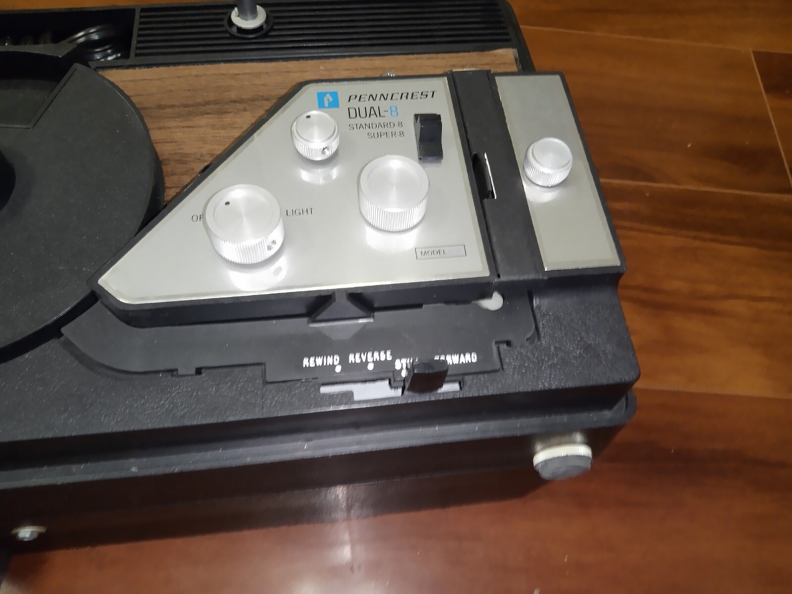 PENNCREST DUAL 8 8mm VINTAGE REEL PLAYER PROJECTOR STANDARD 8 SUPER 8 MODEL C-2