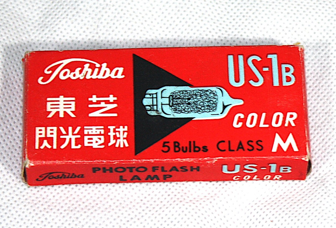 Vintage Toshiba Photo Flash Lamp US-1B Color Class M 5 Bulbs