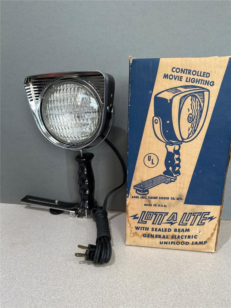 Lotta Lite Controlled Movie Lighting General Electric Uniflood Lamp NOS VINTAGE