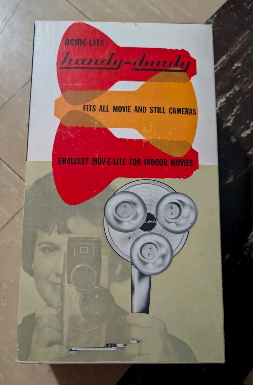 Vintage Acme-Lite Handy-Dandy 3HD Movie Camera Light USA. In original box.