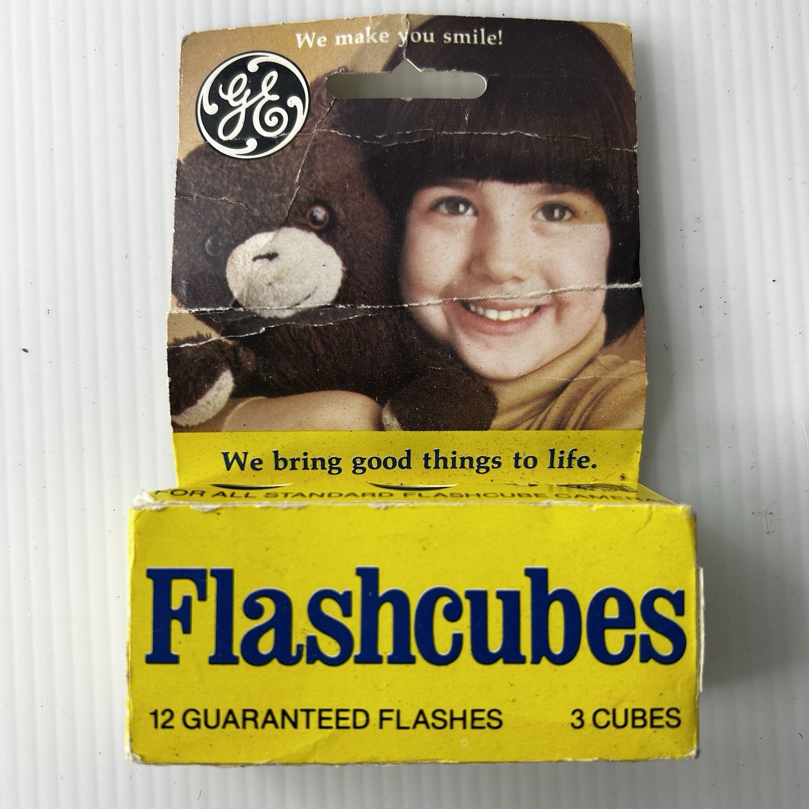 Vintage GE Flashcubes – Set Of 3 Cubes in Original Box! Sealed New Old Stock