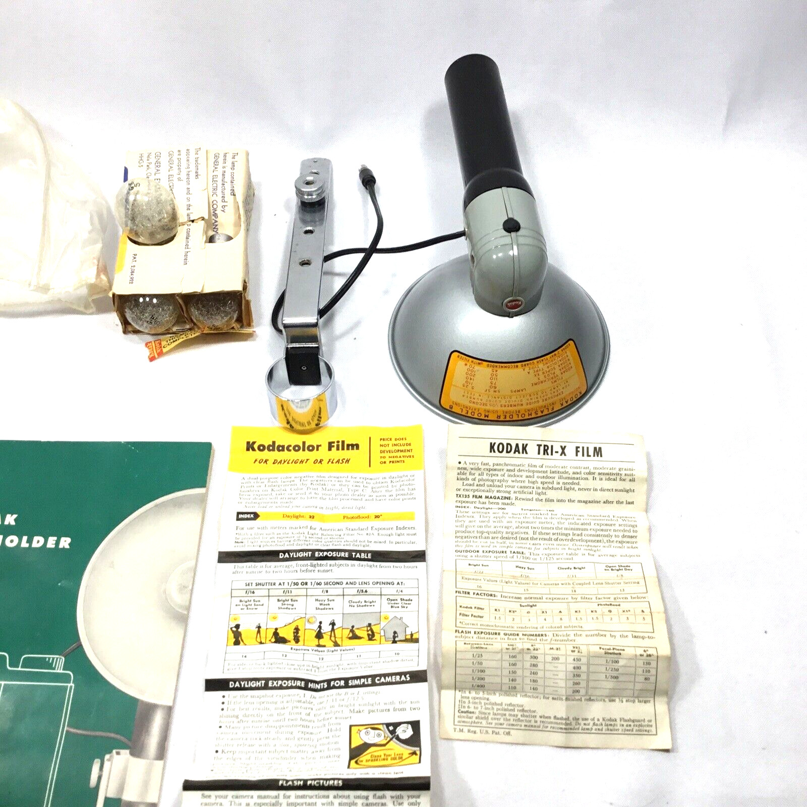 Kodak Standard Flash Holder Model B in original Box