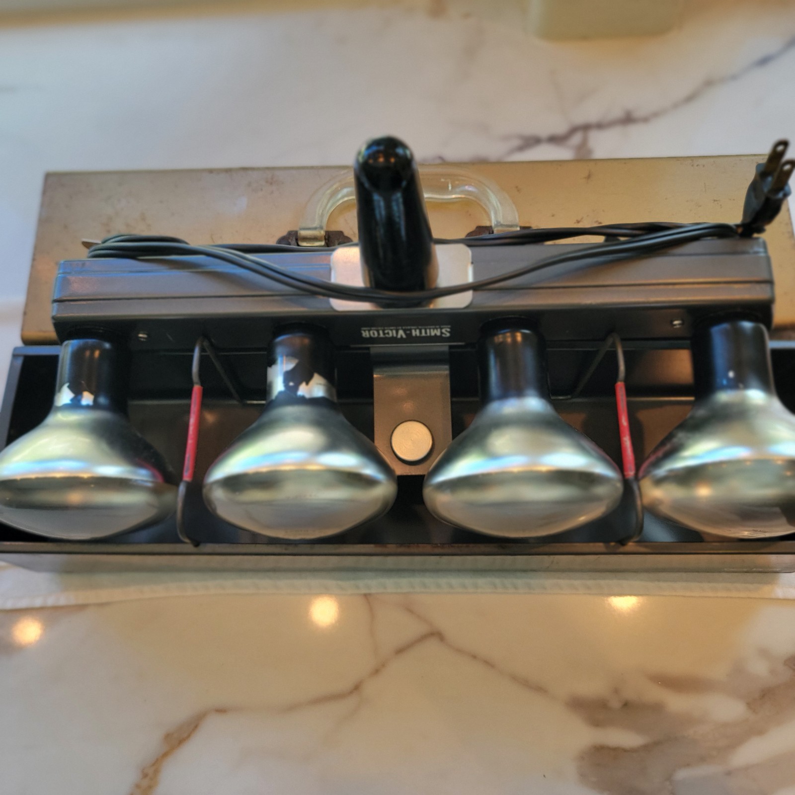 VINTAGE Smith Victor GL43 4 Socket Movie Photography Light Bar w/ Metal Case