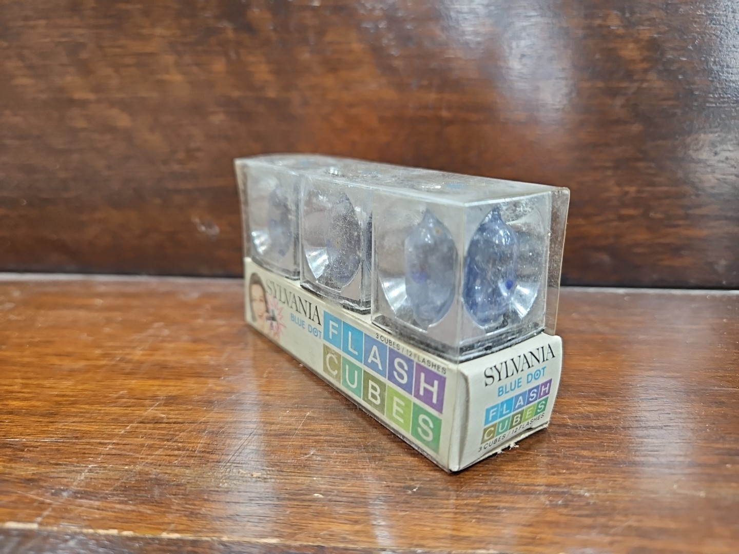 Vintage 1970’s Sylvania Blue Dot Flash Cubes 3 Bulbs in Pack Unused