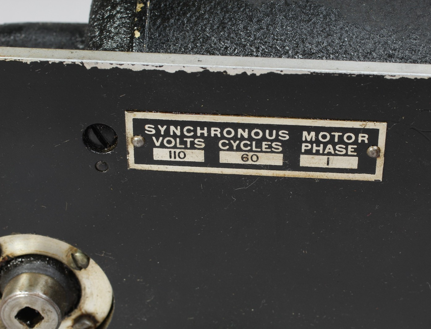 MITCHELL CAMERA MOTOR MODEL 1-R-47 FOR 35MM MOVIE CAMERA 110V 60 CYCLE PHASE 1