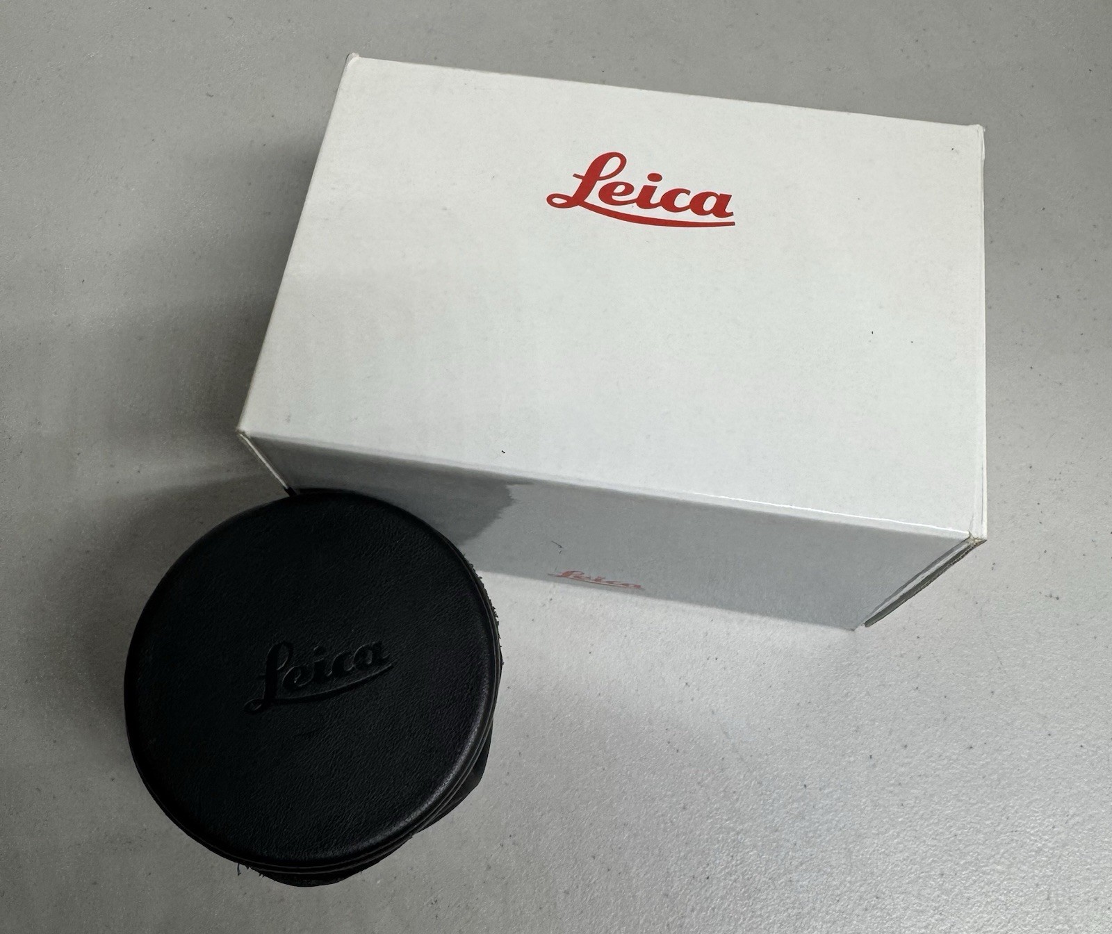 LEICA ELMARIT-R 19 19mm f/2.8 empty BOX plus Original Leather Pouch for Lens