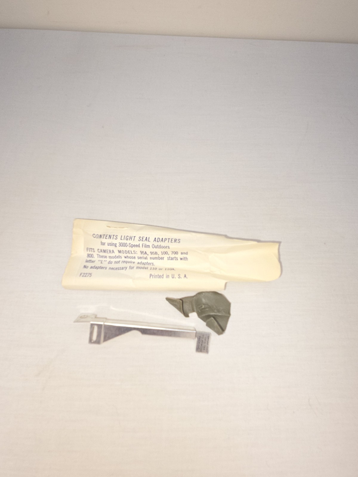 Vintage Polaroid Photoelectric Shutter #440 Complete Accessory Kit with Box Sued