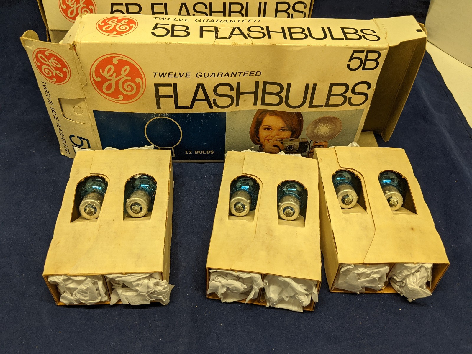 Lot of 3 Boxes General Electric GE 5B Blue Flashbulbs NOS – 36 total