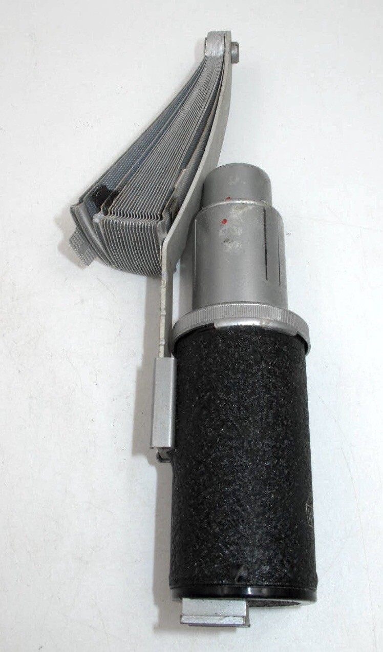 *VINTAGE* EARLY LEICA BULB FLASH UNIT-GREAT COLLECTIBLE ITEM