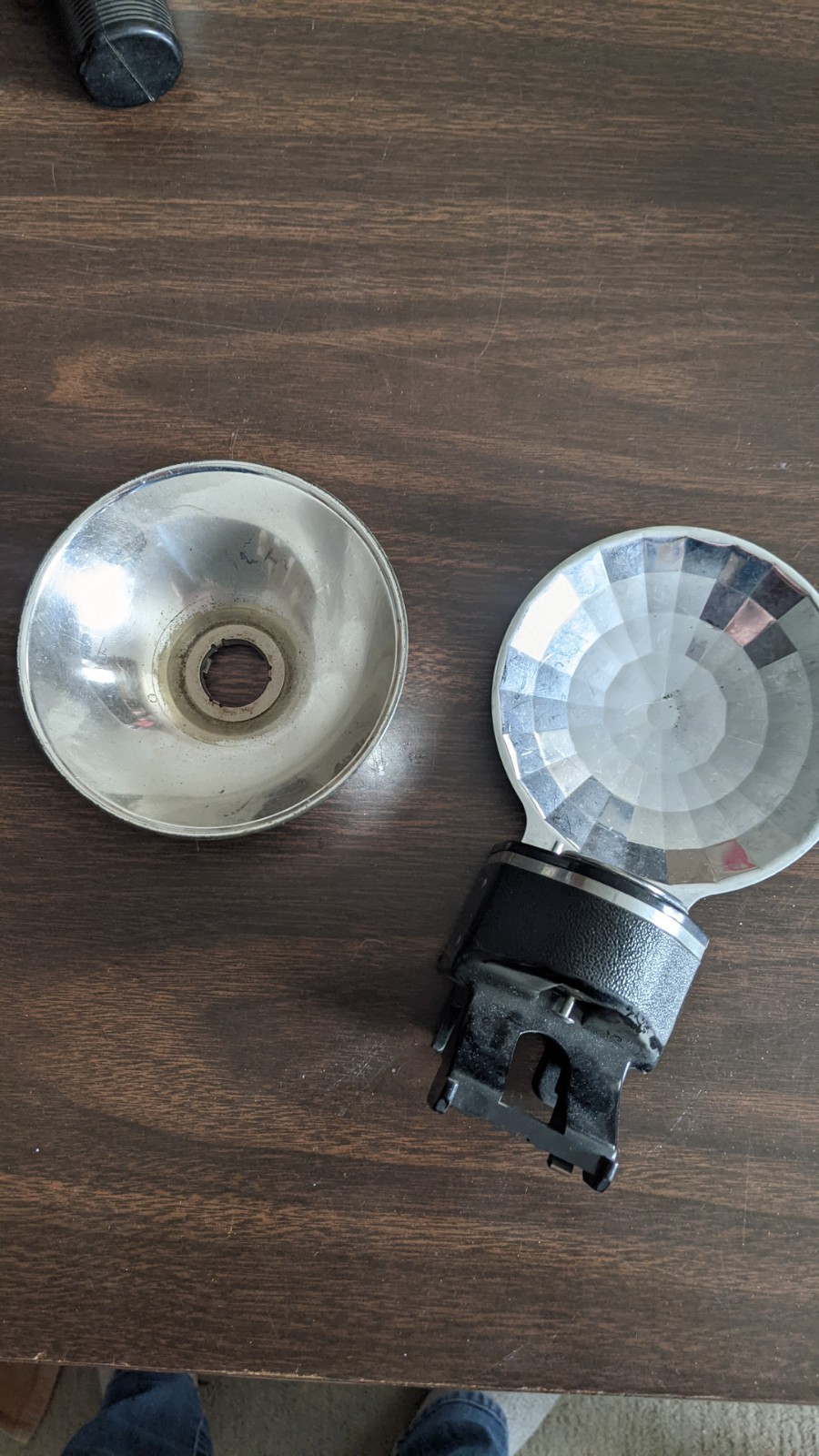 VINTAGE FLASH ACCESORIES LOT—13 PIECES–UNTESTED