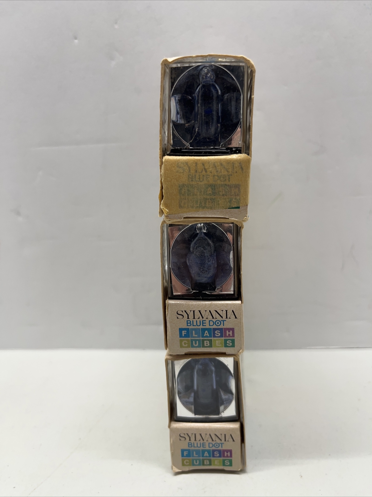 Sylvania Blue Dot Flashcubes (Flash Cubes) Three Packs of 3 – 36 Total Flashes