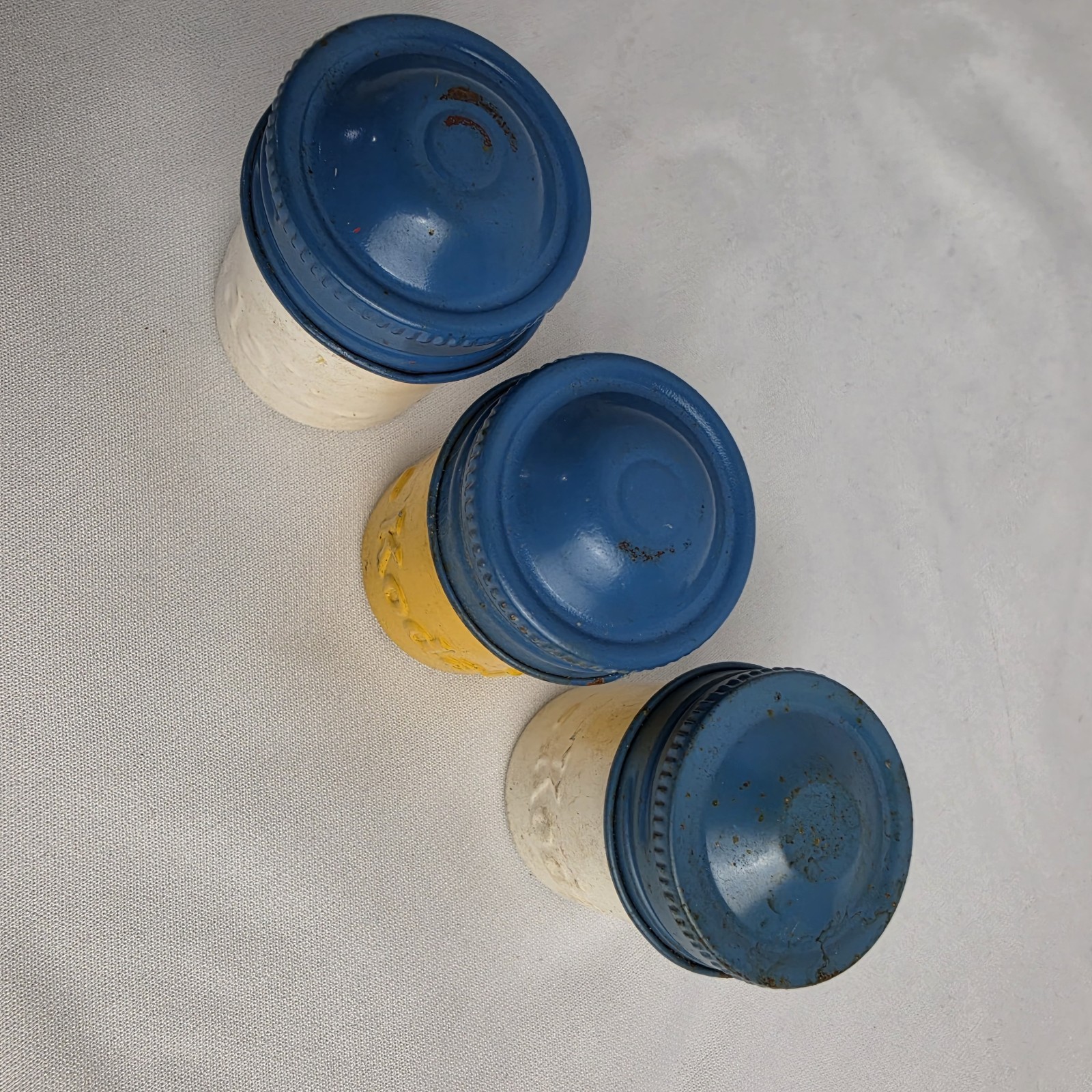 Kodak Lot 3 Vintage 35 mm Aluminum Film Canisters Empty Blue Yellow White