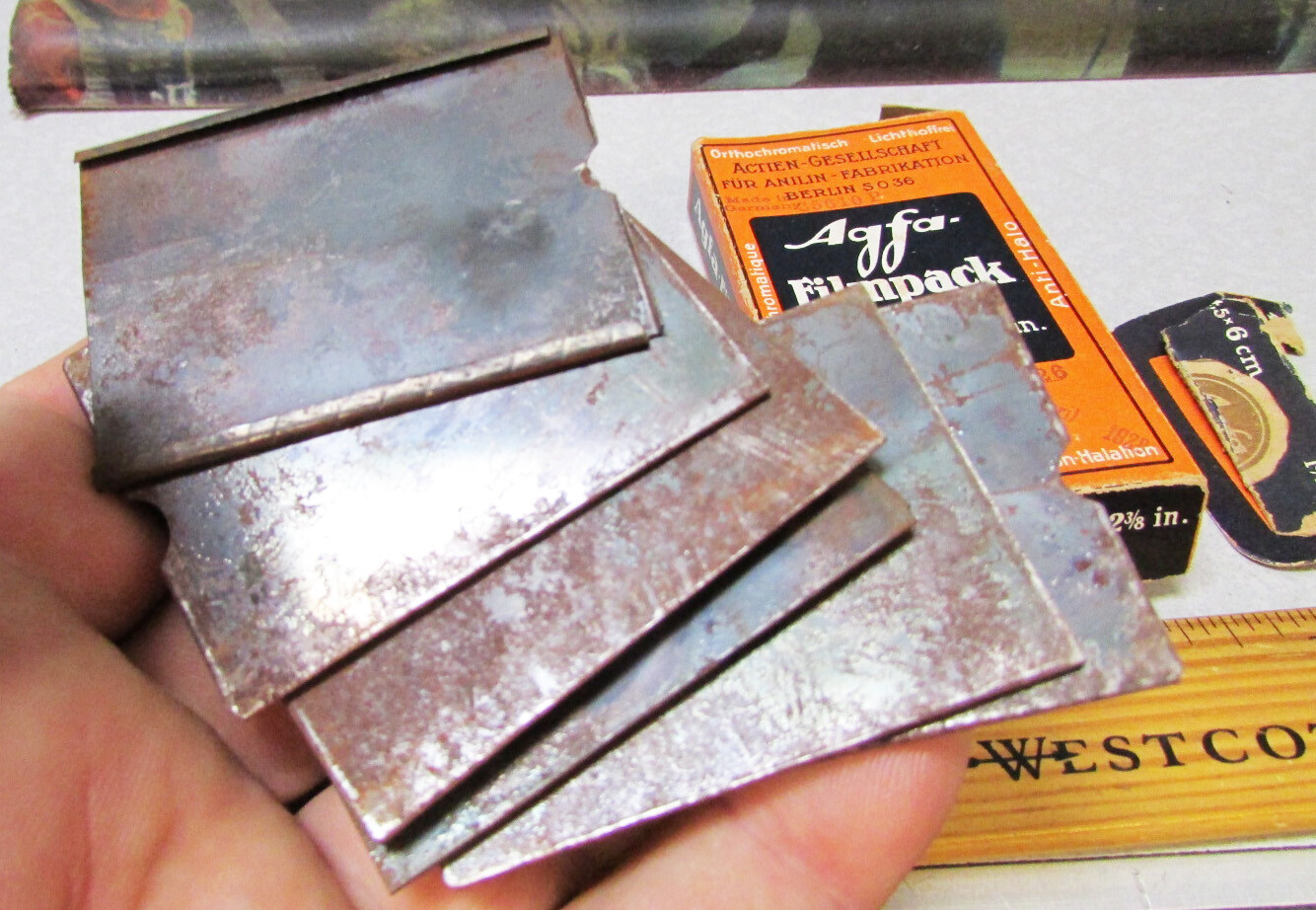 vintage Agfa Filmpack 12 Filme German made Orthochromatic, several tins left