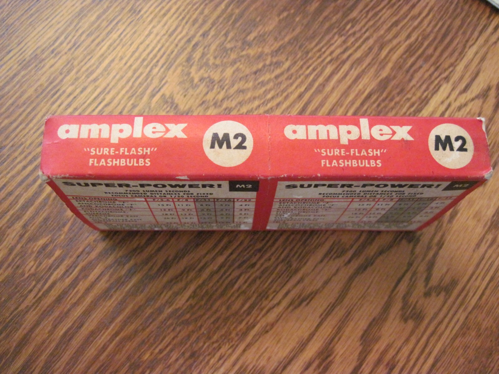 AMPLEX “Sure-Flash” Photo Flashbulbs No.M2 (New Old Stock) 12 Bulbs