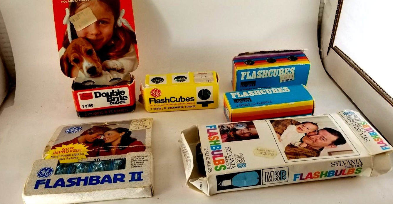New Old Stock Vintage Flash Bar, Flash Cubes, Flash Bulbs Various Manufacturers
