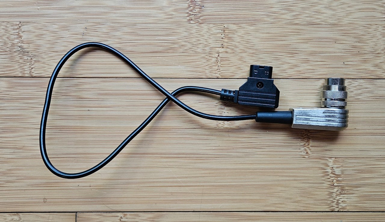 Bolex EBM 7-pin Right-Angle Power Cable, Unregulated D-Tap, ~45cm (18″)