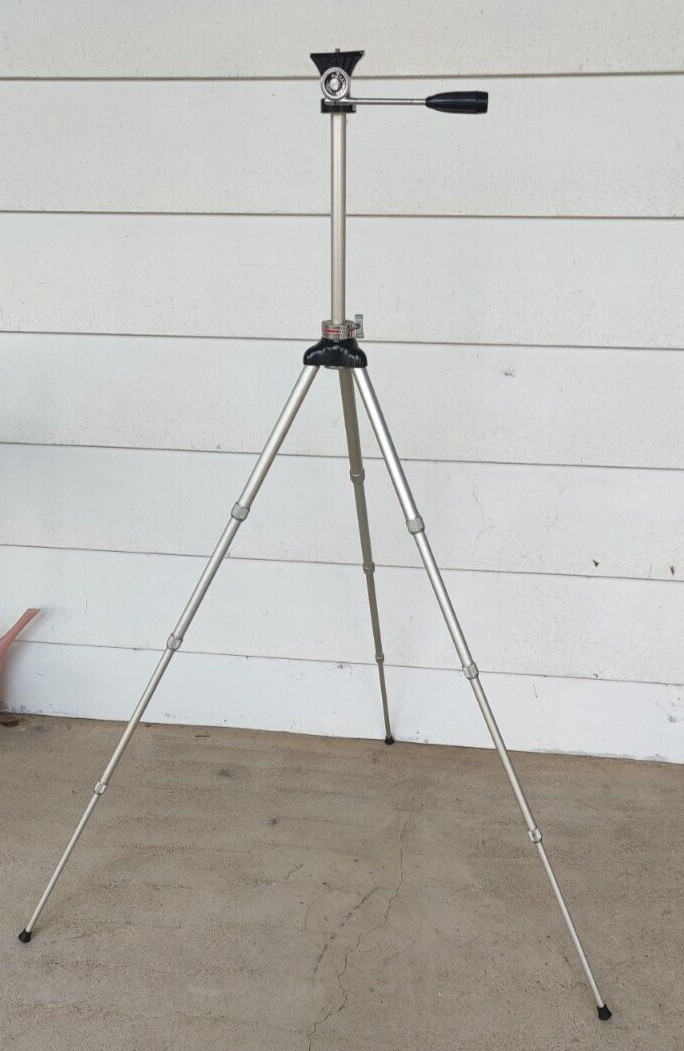 Vintage Hollywood Producer Lift Model Camera Tripod Works Great w Original Box