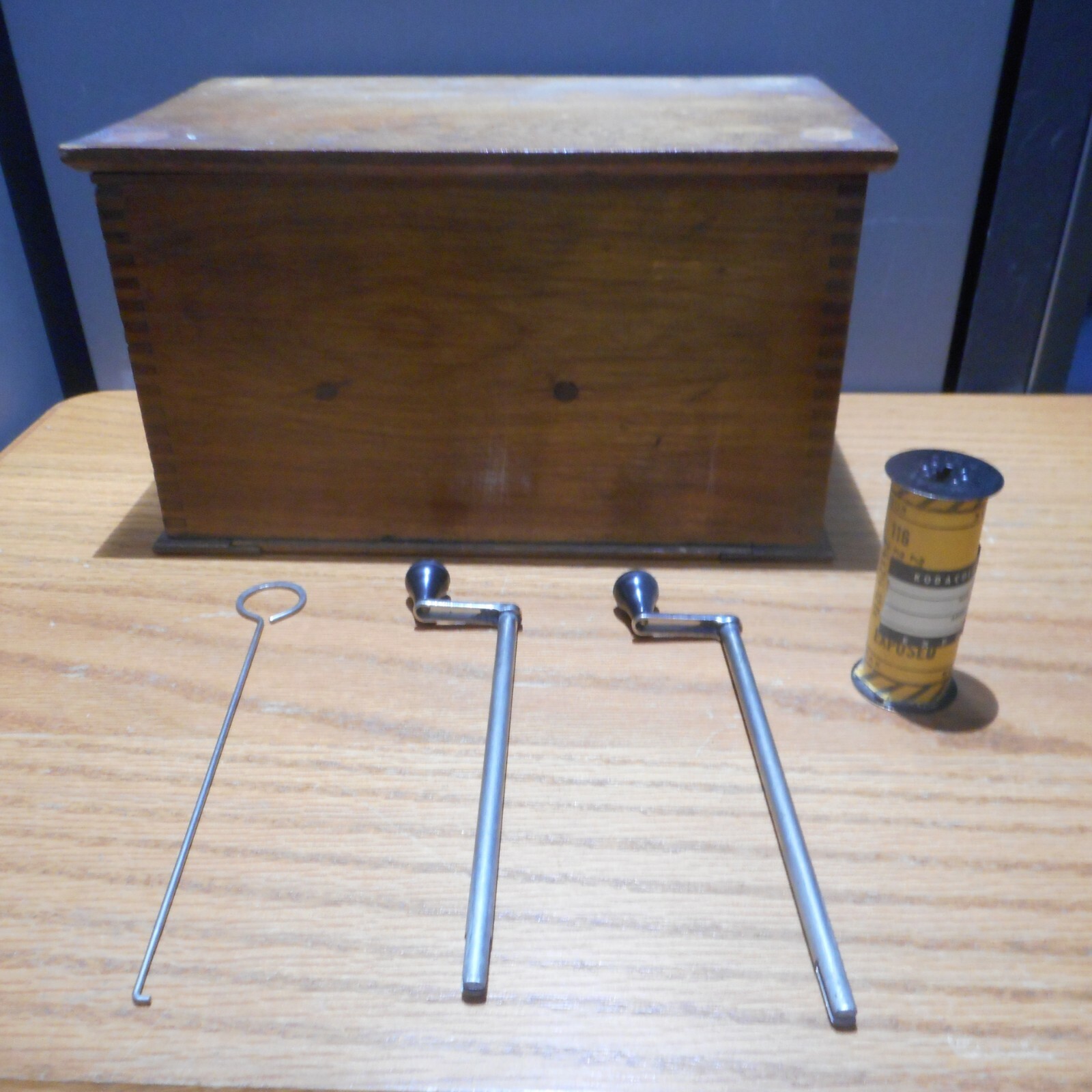 Vintage Wood Eastman Kodak Developing Tank Model B-2 3½”
