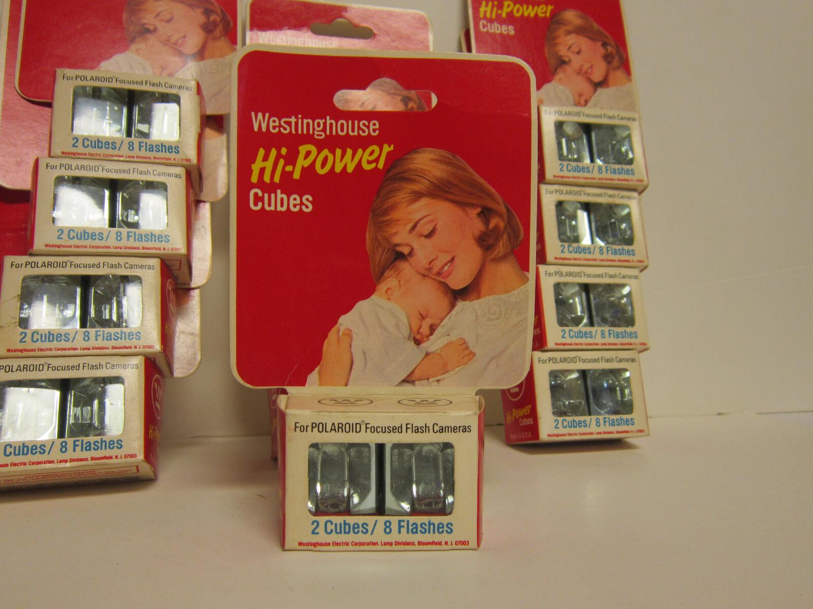 Vintage Westinghouse Hi-Power Cubes Polaroid Focused Flash Cameras Lot Discount