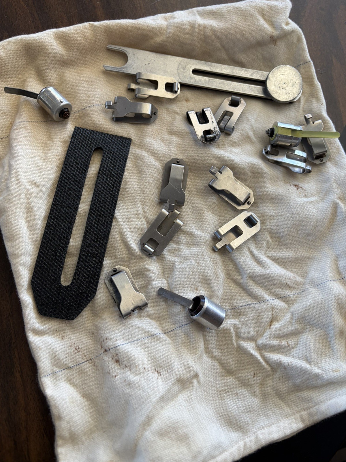 Lot of Vintage Heiland Chrome Hand Flash & Multi Socket